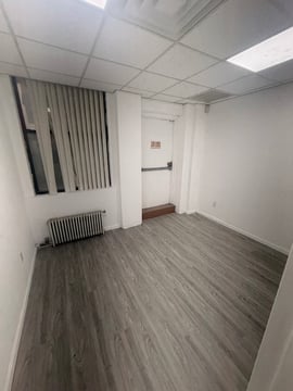 Thumbnail image of property at 7 West 45th Street