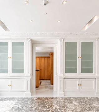Thumbnail image of property at 215 East 58th Street