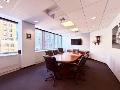 Thumbnail image of property at 529 Fifth Avenue