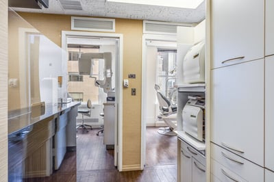 Thumbnail image of property at 1 Rockefeller Plaza