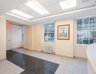 Thumbnail image of property at 901-903 Lexington Avenue