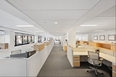 Thumbnail image of property at 579 Fifth Avenue
