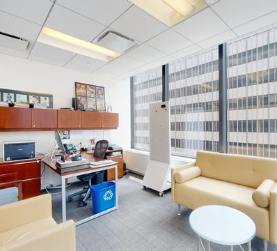 Thumbnail image of property at 565 Fifth Avenue