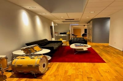 Thumbnail image of property at 62 West 45th Street