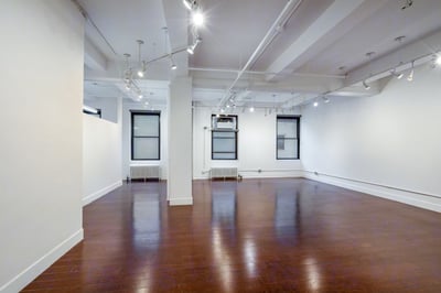 Thumbnail image of property at 16 West 36th Street
