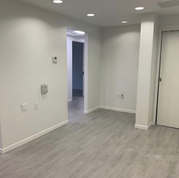 Thumbnail image of property at 110 East 40th Street