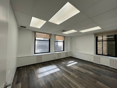 Thumbnail image of property at 18 East 41st Street