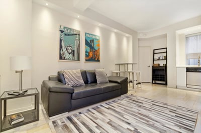 Thumbnail image of property at 110 East 40th Street