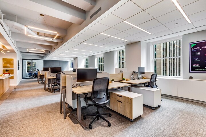 75 Rockefeller Plaza | 6,606 RSF (Sublease) | Noah & Co
